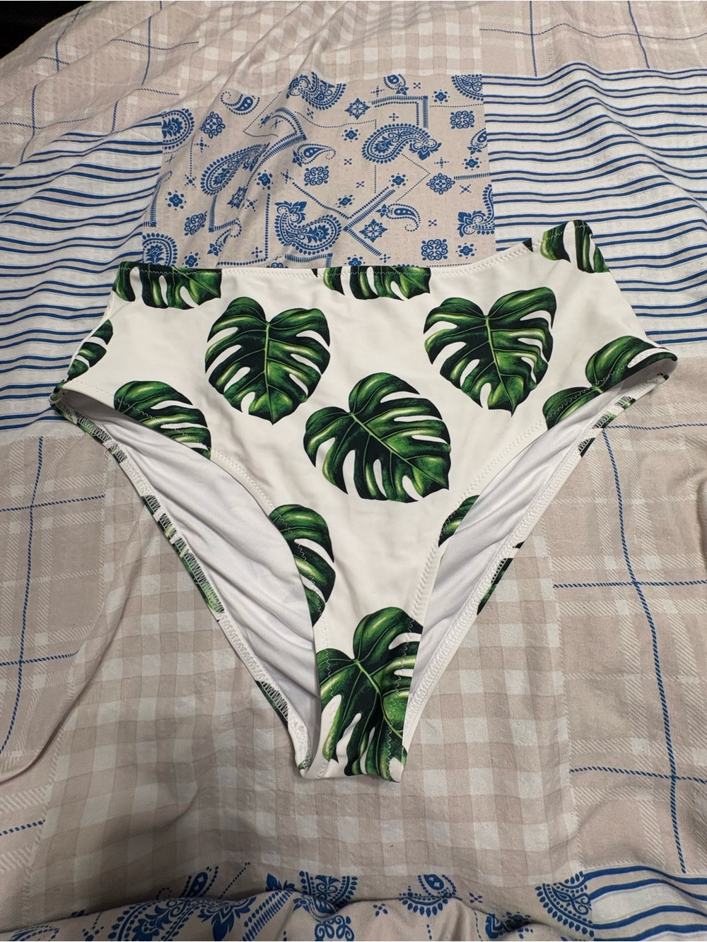 Cupshe White High-Waist Bikini Bottom with Green Tropical Leaf Print